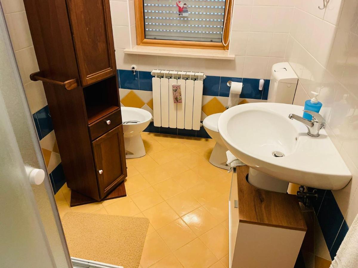 Апартаменты Casa Vacanze Cau De Mezo Марина-Юлиа Экстерьер фото